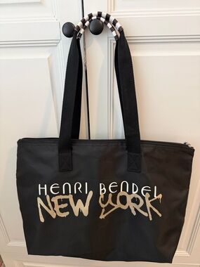 Henri Bendel NWoT Black New York Logo Tote